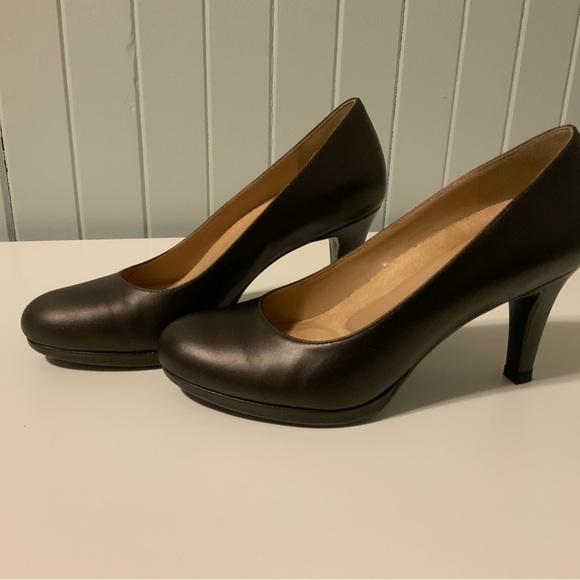 Naturalizer - 5.5 Moka - Copper  Like new - Picture 1 of 8